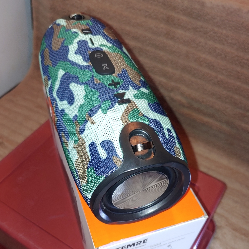 Bluetooth Speaker Portable - Camo - Picture 10 of 13